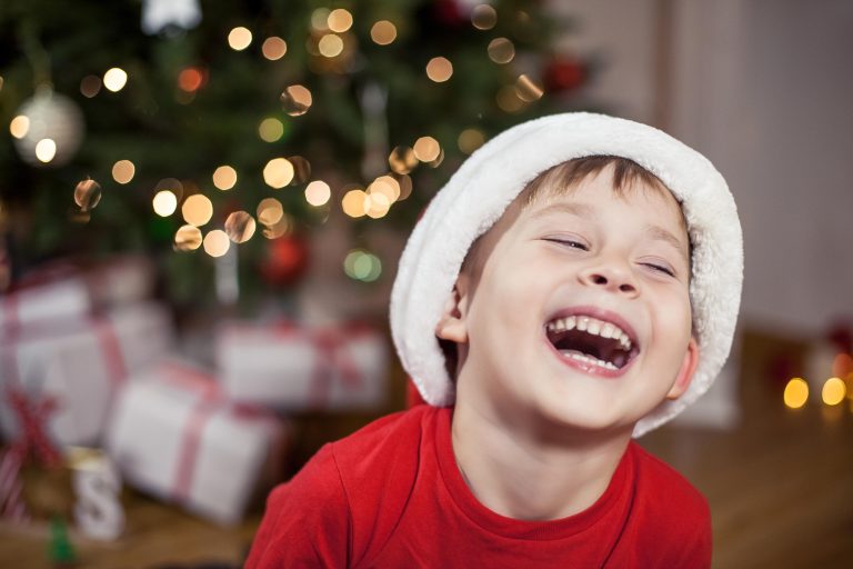 4 year old laughing at christmas joke